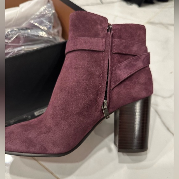 Coach Delaney Signature Buckle Heel Bootie Size 8 - Picture 6 of 9